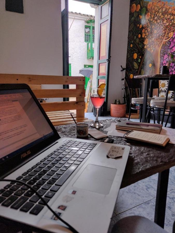 Готель Hostal Casa Del Frailejon - Cafe Монгуі Екстер'єр фото