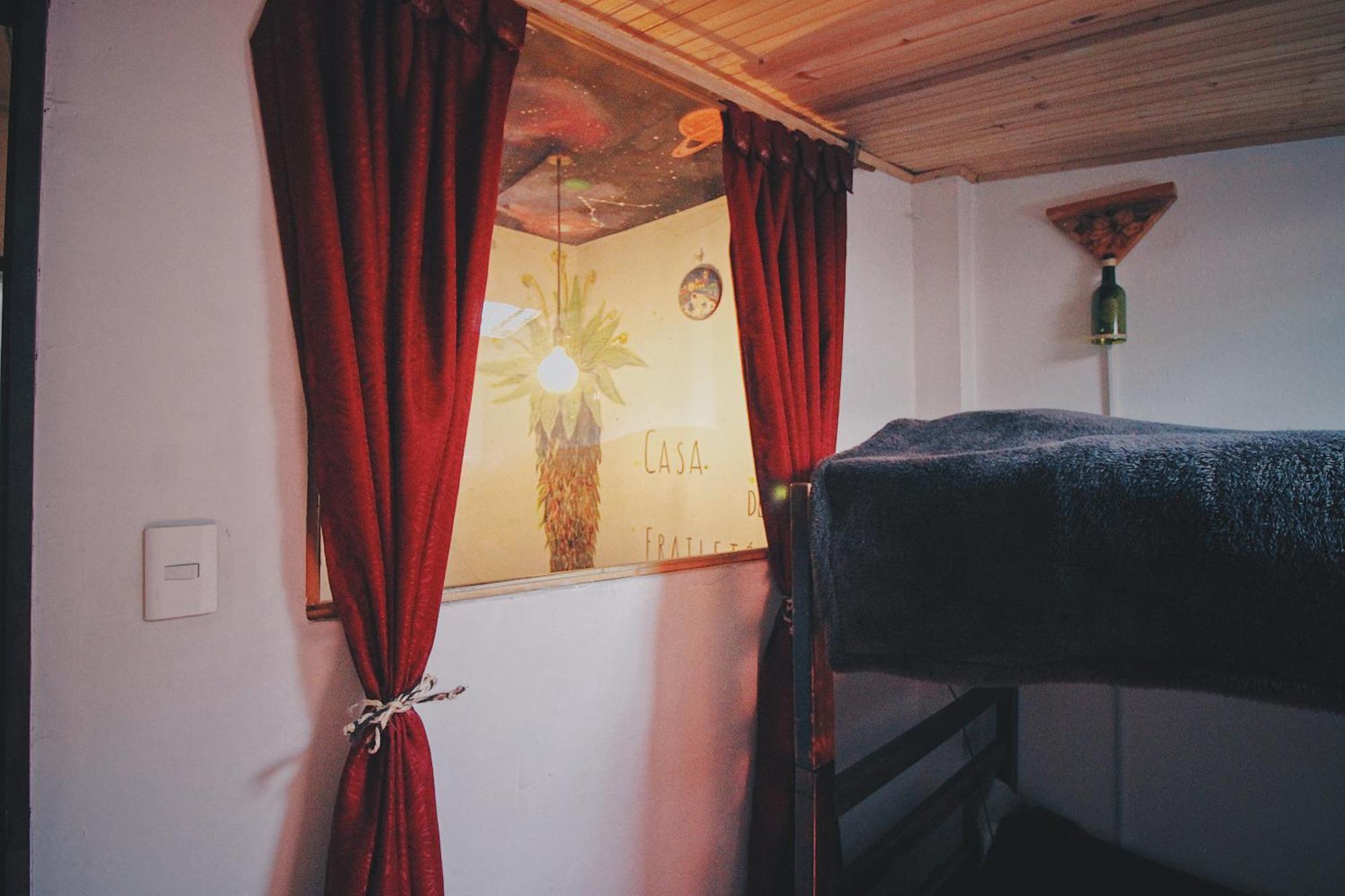 Готель Hostal Casa Del Frailejon - Cafe Монгуі Екстер'єр фото